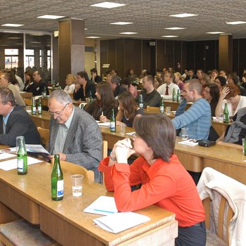 �esk� marketingov� spole�nost - Vzd�l�vac� projekty �esk� marketingov� spole�nosti