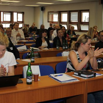 �esk� marketingov� spole�nost - Vzd�l�vac� projekty �esk� marketingov� spole�nosti