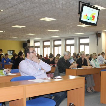 �esk� marketingov� spole�nost - Vzd�l�vac� projekty �esk� marketingov� spole�nosti