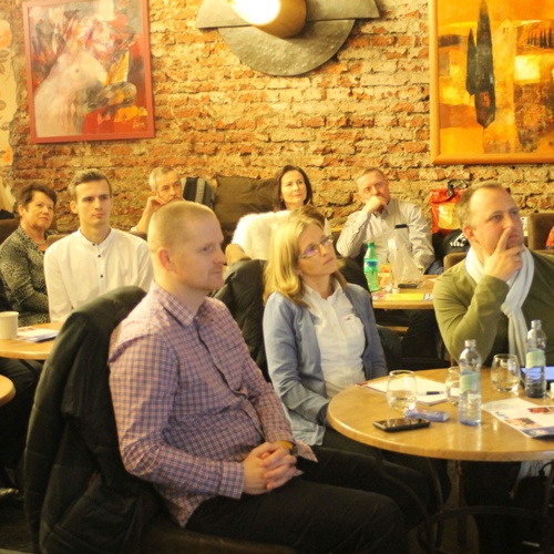 �esk� marketingov� spole�nost - Klub u�itel� marketingu