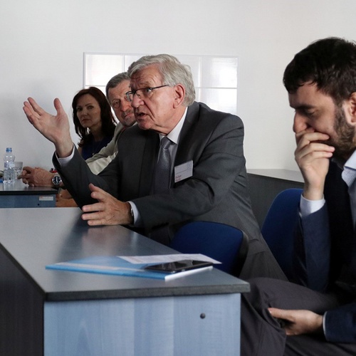 �esk� marketingov� spole�nost - Klub u�itel� marketingu