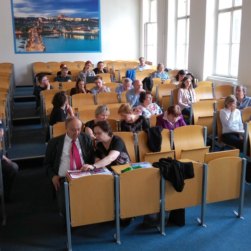 �esk� marketingov� spole�nost - Klub u�itel� marketingu