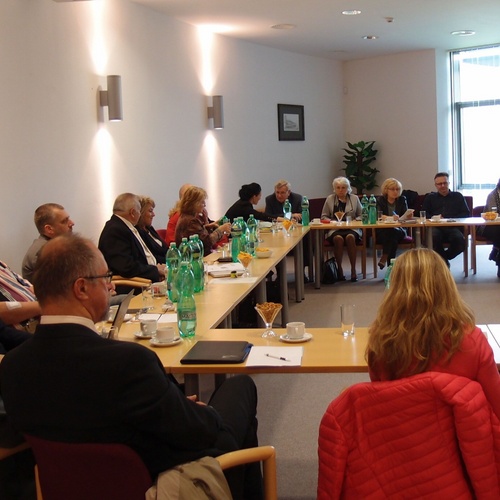 �esk� marketingov� spole�nost - Klub u�itel� marketingu