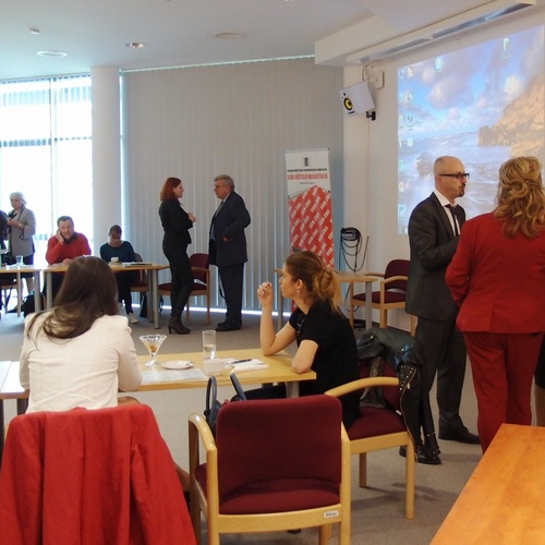 �esk� marketingov� spole�nost - Klub u�itel� marketingu