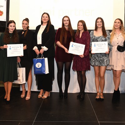 �esk� marketingov� spole�nost - Sout� Market�r roku