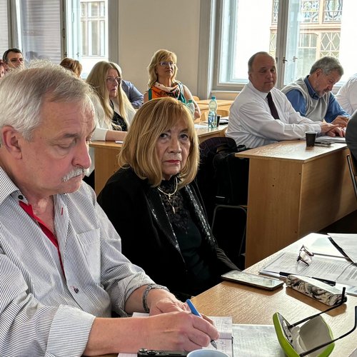 �esk� marketingov� spole�nost - Semin�� Marketing a komunikace v sou�asn�m elektronick�m sv�t�