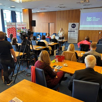 �esk� marketingov� spole�nost - Semin�� Marketing a um�l� inteligence: Inspirace bez hranic