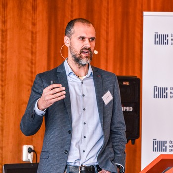 �esk� marketingov� spole�nost - Semin�� Marketing a um�l� inteligence: Inspirace bez hranic