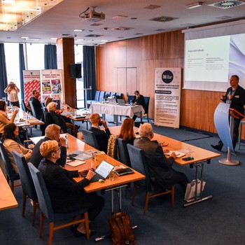 �esk� marketingov� spole�nost - Semin�� Marketing a um�l� inteligence: Inspirace bez hranic