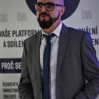 �esk� marketingov� spole�nost - Marketing a komunikace: Inovace a trendy ve v�uce na vysok�ch �kol�ch