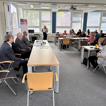 �esk� marketingov� spole�nost - Marketing a komunikace: Inovace a trendy ve v�uce na vysok�ch �kol�ch