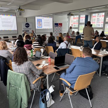 �esk� marketingov� spole�nost - Marketing a komunikace: Inovace a trendy ve v�uce na vysok�ch �kol�ch