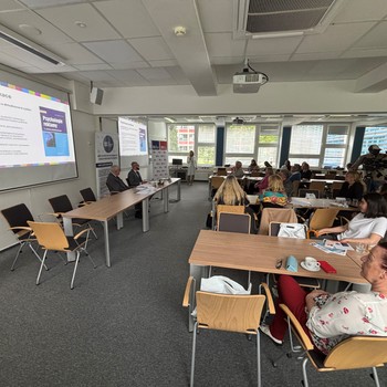 �esk� marketingov� spole�nost - Marketing a komunikace: Inovace a trendy ve v�uce na vysok�ch �kol�ch