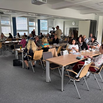 �esk� marketingov� spole�nost - Marketing a komunikace: Inovace a trendy ve v�uce na vysok�ch �kol�ch