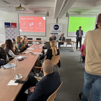 �esk� marketingov� spole�nost - Marketing a komunikace: Inovace a trendy ve v�uce na vysok�ch �kol�ch