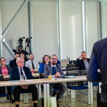 �esk� marketingov� spole�nost - Vzd�l�vac� projekty �esk� marketingov� spole�nosti